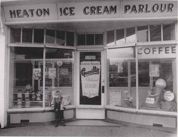 Heaton Ice Cream Parlour in the late 1980s